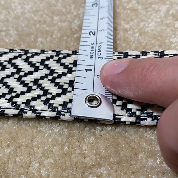 Women’s Patterned Belt Black Diagonal Size L NWT - Picture 4 of 5